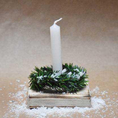 Weihnachtslicht aus recyceltem Palettenholz