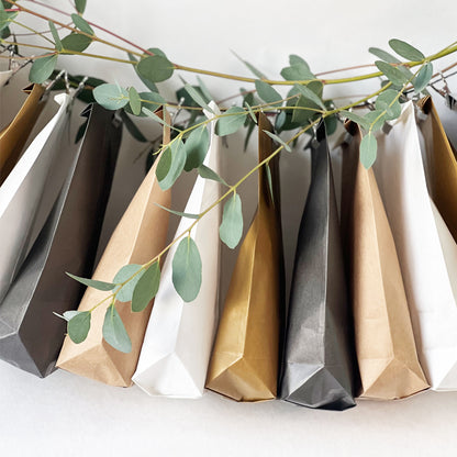 Adventskalender mit Eukalypthus
