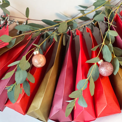 Adventskalendertüten mit Deko